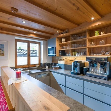 Gaestehaus Hofer Brixen im Thale Ngoại thất bức ảnh