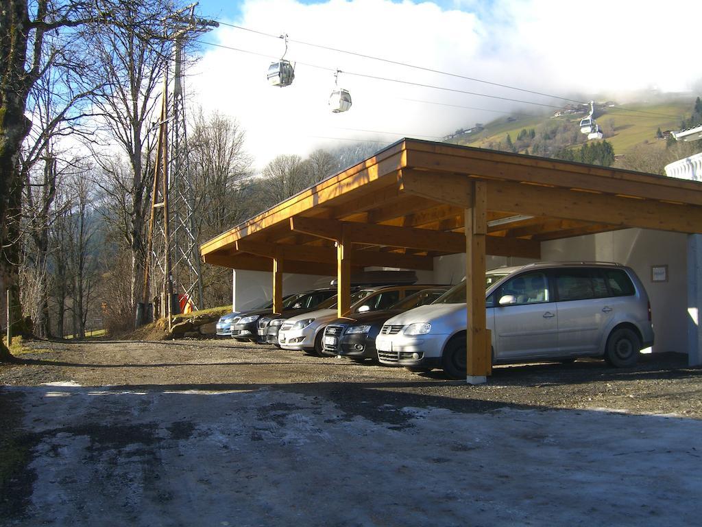 Gaestehaus Hofer Brixen im Thale Ngoại thất bức ảnh